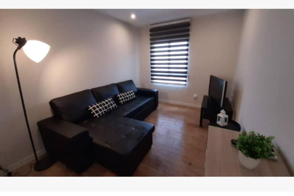 Apartamento Centrico De Diseno En Calle Tres Forques,Valencia Eksteriør billede